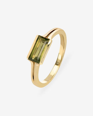 9k Yellow Gold  1.06ct Green Baguette-Cut Sapphire Ring