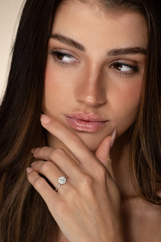 Amelie - Round Halo Engagement Ring