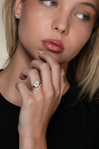 Estelle - YG 'Wave' Wedding / Eternity Ring