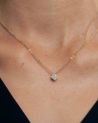 9k Yellow Gold 0.25ct Lab-grown Diamond Clover Pendant - Chain Sold Separately