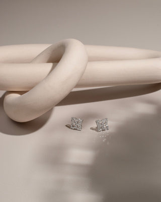 Iris 9k white gold 0.50ct round brilliant natural diamond flower stud earrings, G-H colour, SI clarity