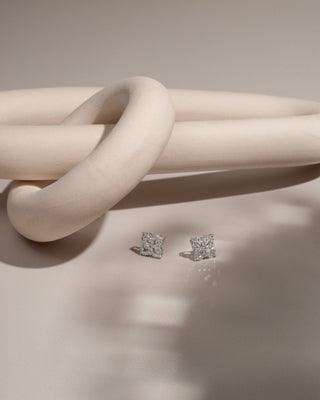 9k White Gold Natural Diamond-Set Flower Studs